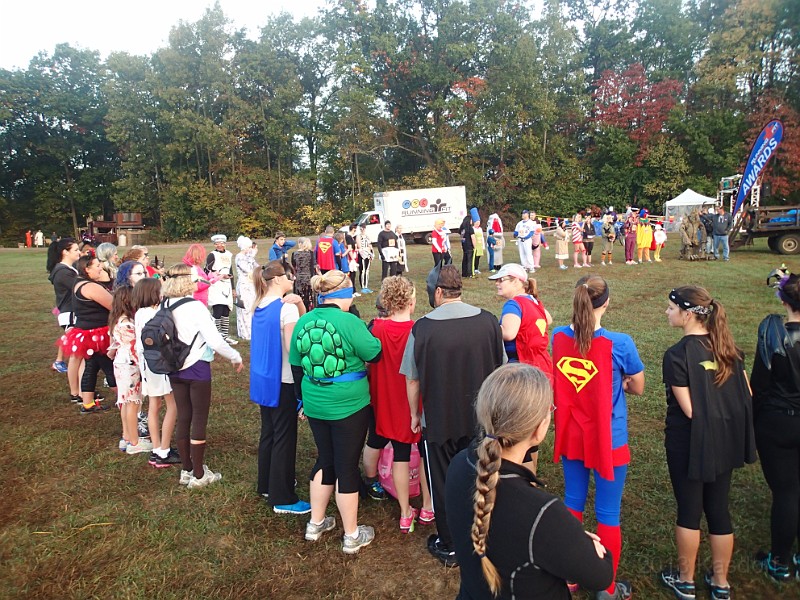 2013-10 RunScreamRun 007.JPG - The 2013 Run Scream Run 5K outside of Ann Arbor Michigan.